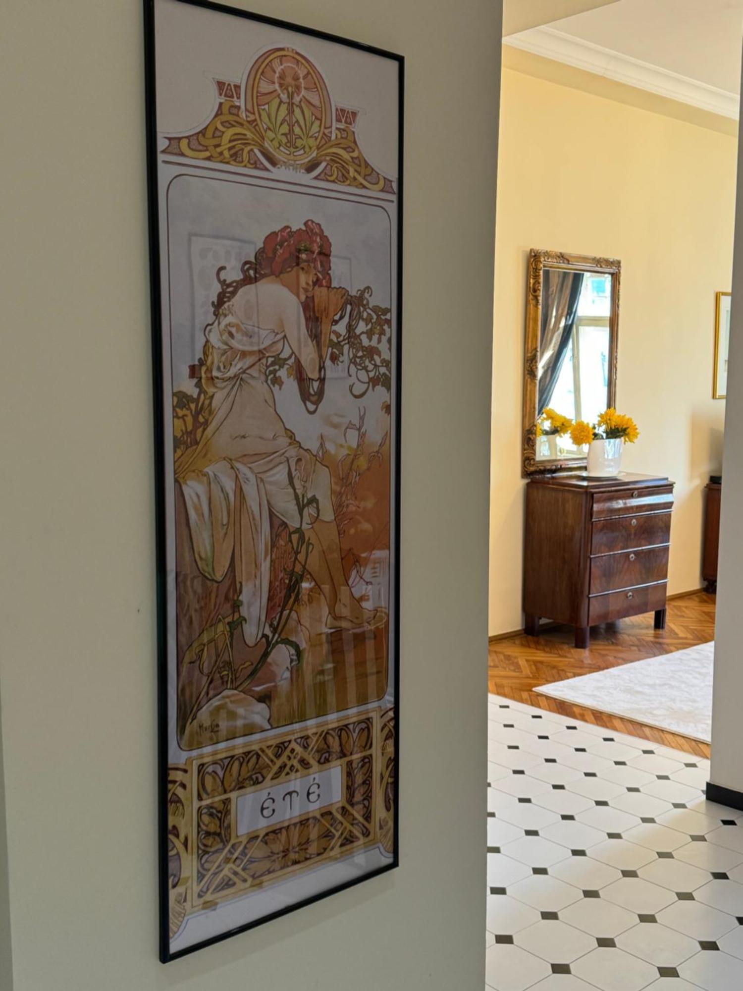 Apartament Charming & Lovely Downtown *